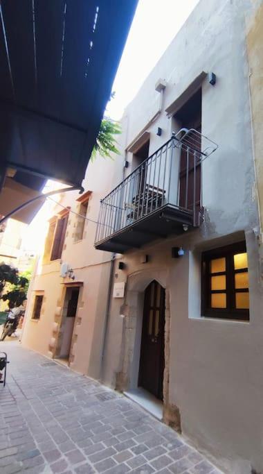 Giorgos & Chara Studio In The Old Port ハニア エクステリア 写真